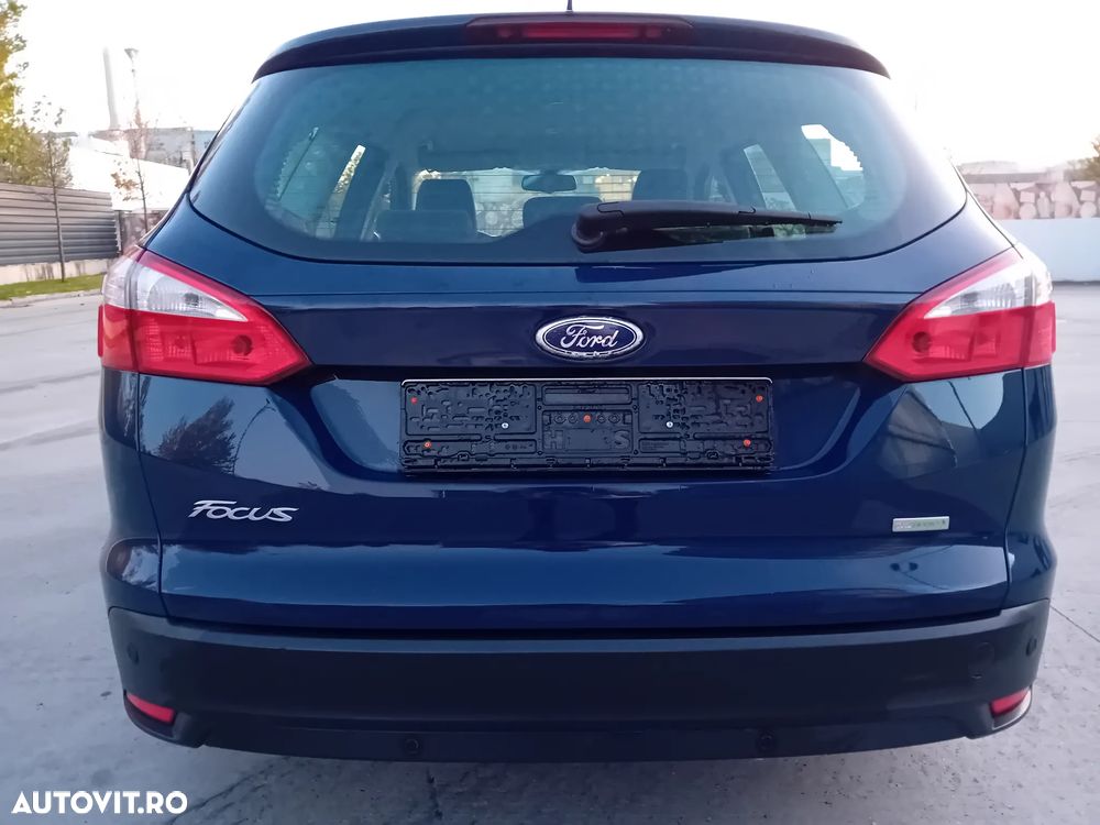 Ford Focus ver-1-0-ecoboost-active-business - 19