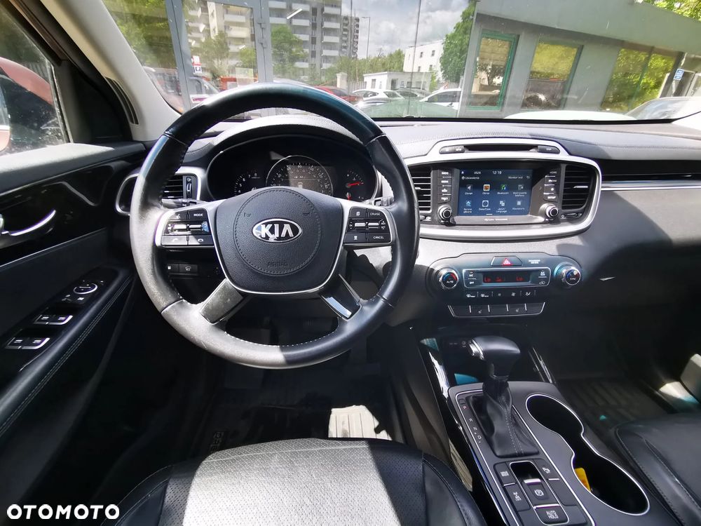 Kia Sorento - 9