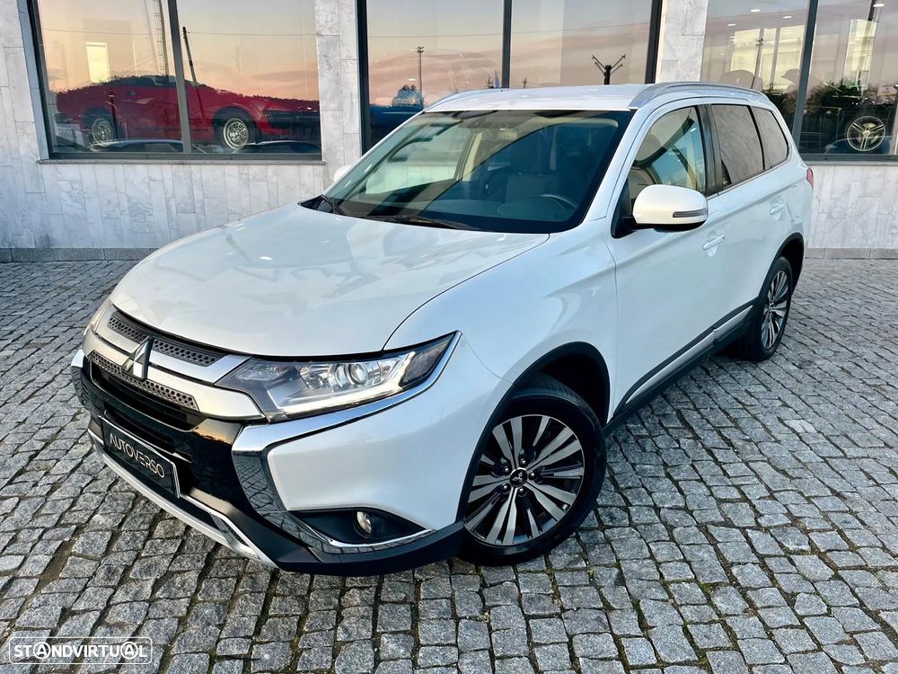 Mitsubishi Outlander 2.0 Kaiteki CVT - 3