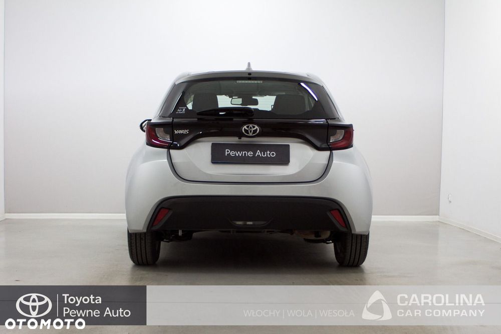Toyota Yaris - 16
