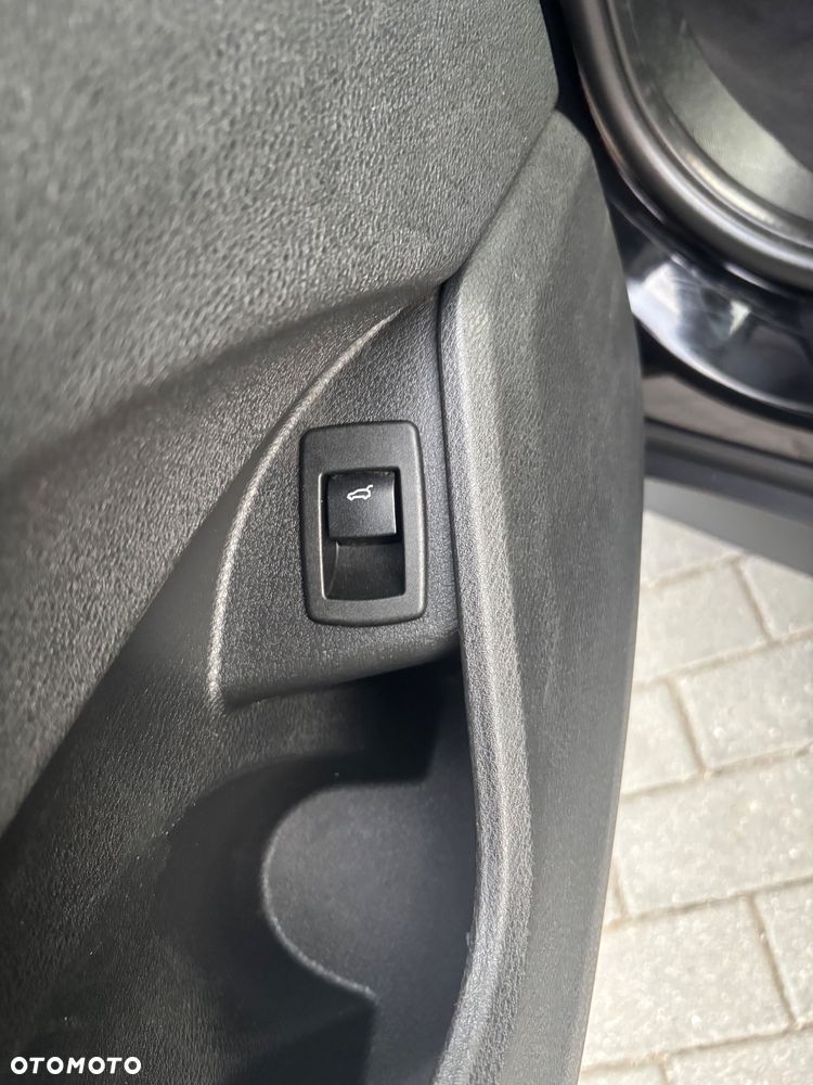 BMW X1 sDrive18i GPF Sport Line - 12