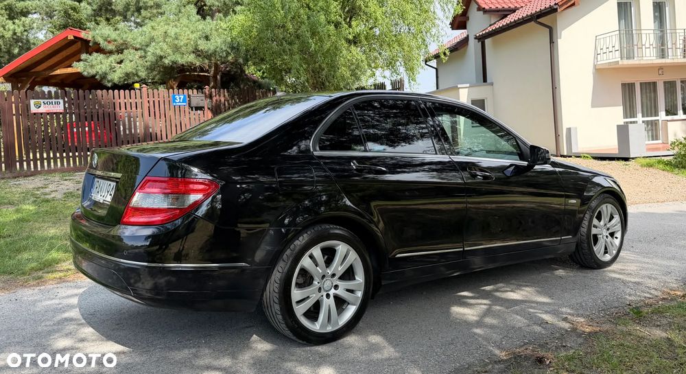 Mercedes-Benz Klasa C 250 CDI DPF 4Matic 7G-TRONIC BlueEFFICIENCY Avantgarde - 7
