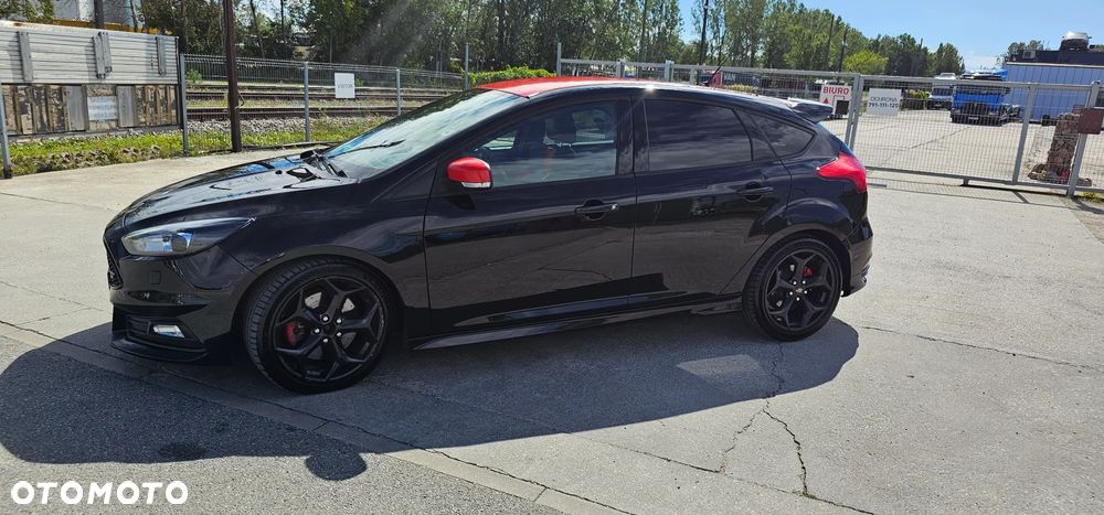 Ford Focus - 18