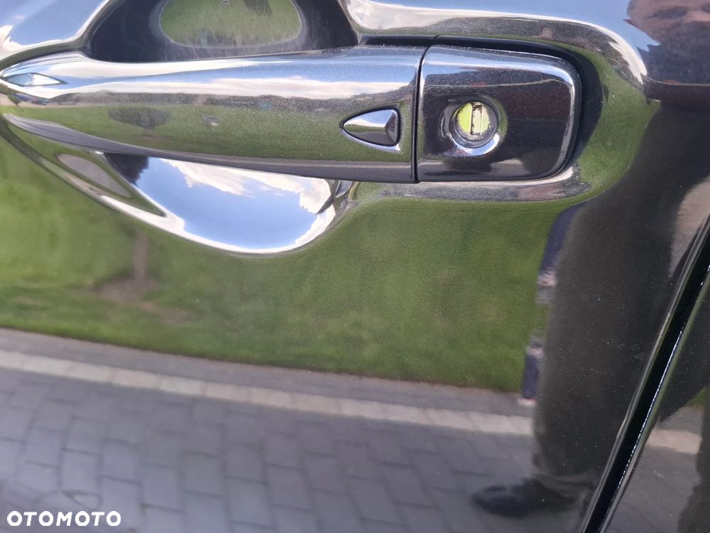 Nissan Qashqai 1.6 dCi Xtronic TEKNA+ - 8