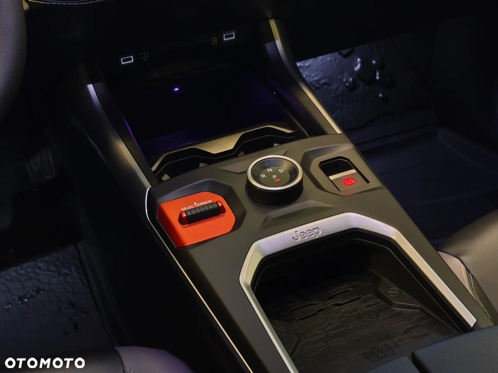 Jeep Compass 1.2 T3 mHEV First Edition FWD DCT - 14