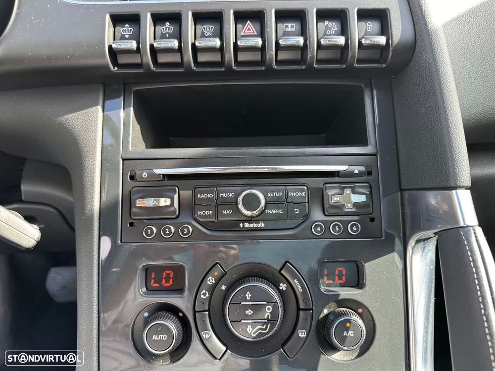 Peugeot 3008 1.6 e-HDi Allure 2-Tronic - 47