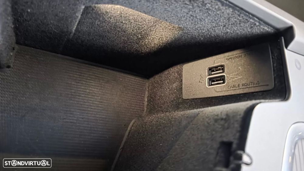 Volvo XC 60 2.0 D4 Momentum Plus Geartronic - 45