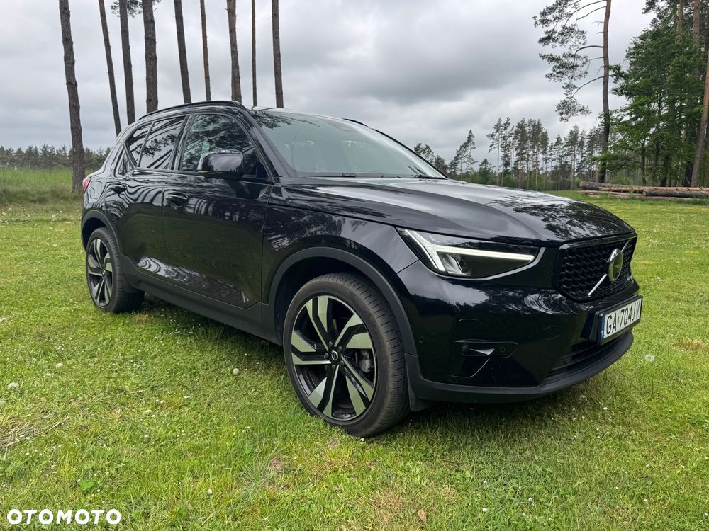 Volvo XC 40 B4 B DKG Ultimate Dark - 1