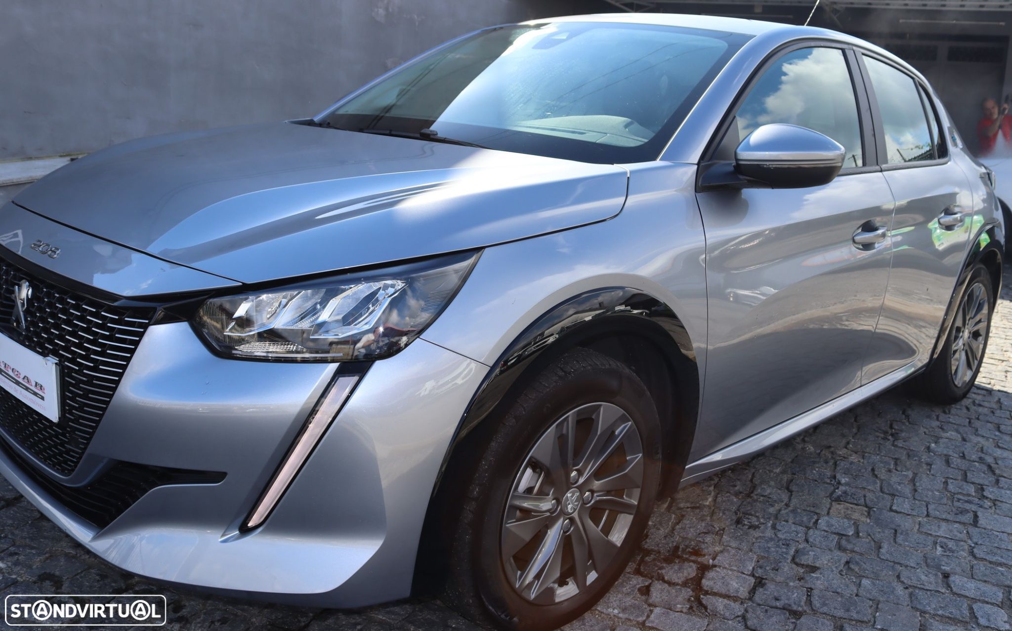 Peugeot e-208 - 1