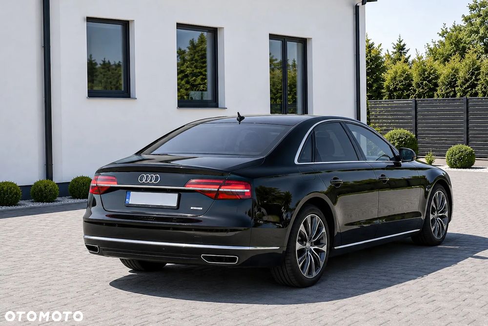 Audi A8 3.0 TDI DPF clean quattro tiptronic - 2