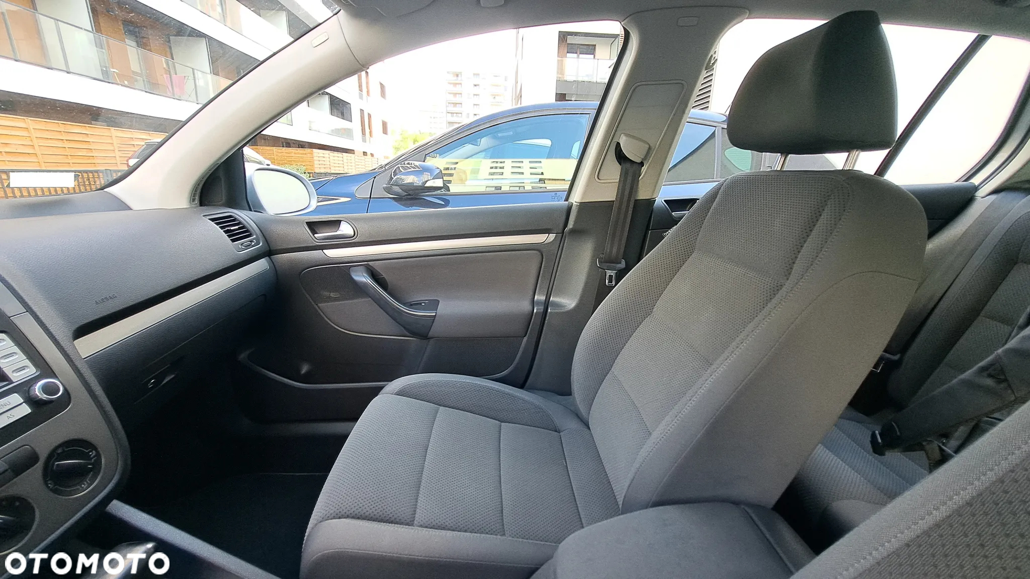 Volkswagen Golf V 1.4 TSI Comfortline DSG - 31