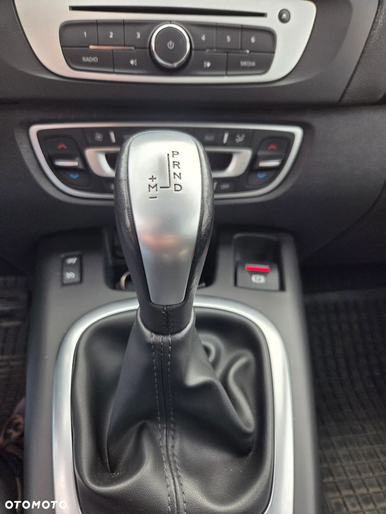 Renault Scenic - 10