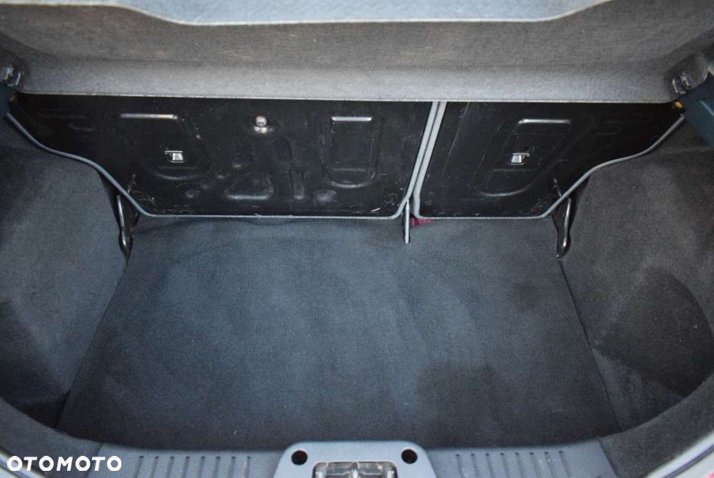 Ford Fiesta - 13