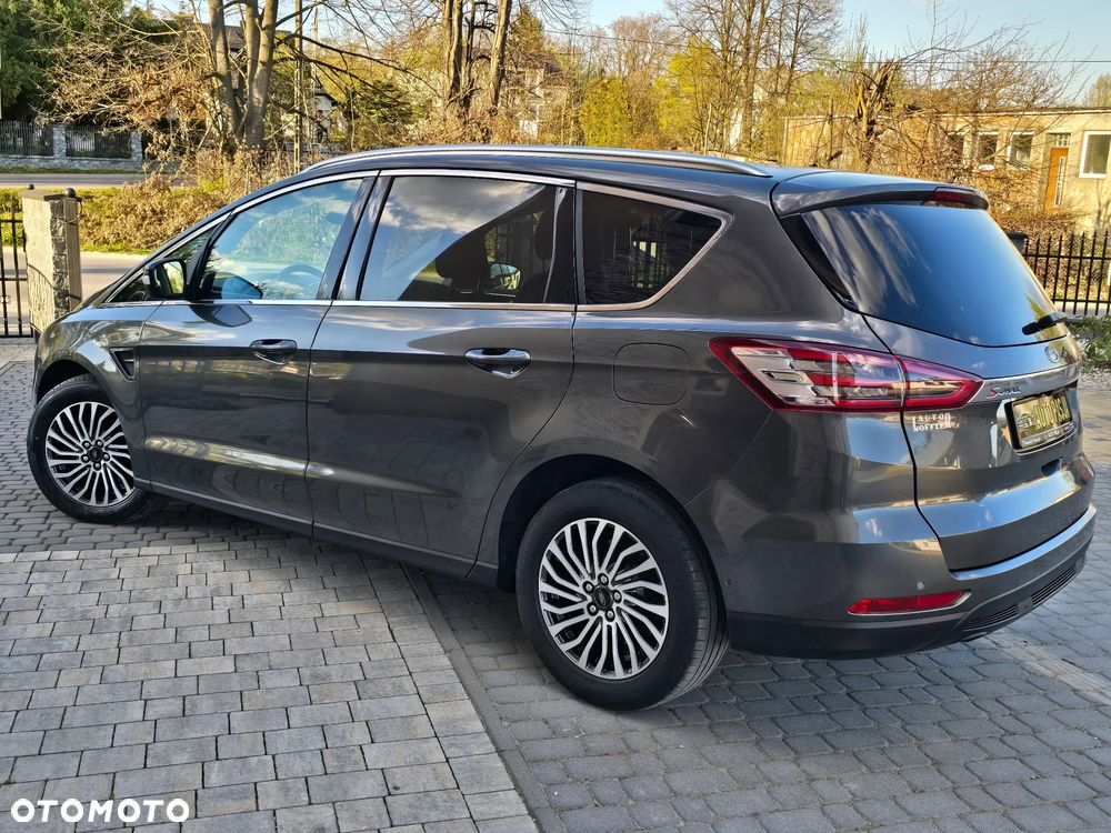 Ford S-Max - 16