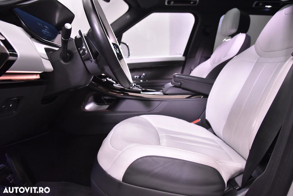 Land Rover Range Rover Sport - 24