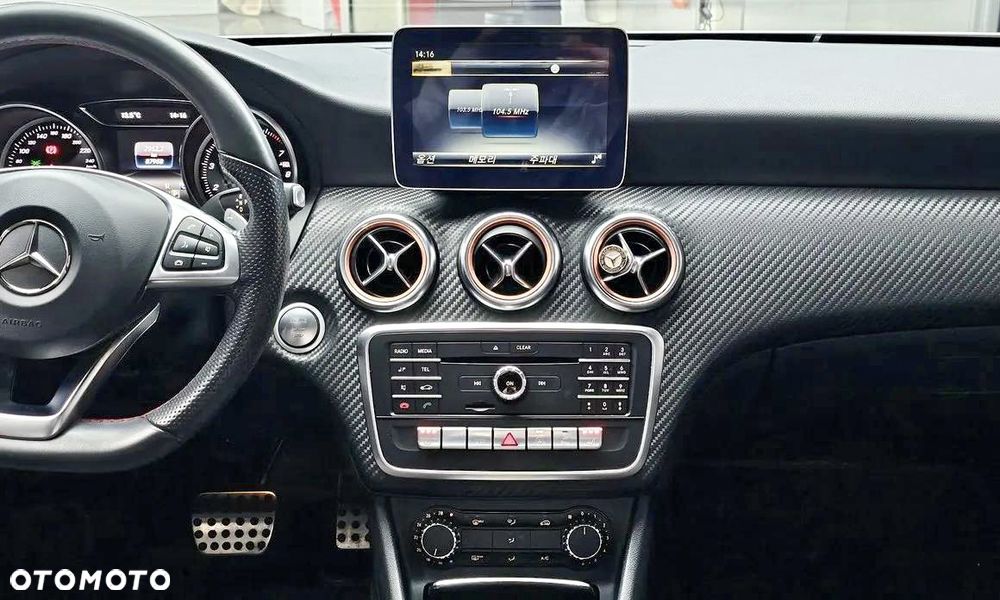 Mercedes-Benz Klasa A 200 7G-DCT AMG Line Advanced - 6