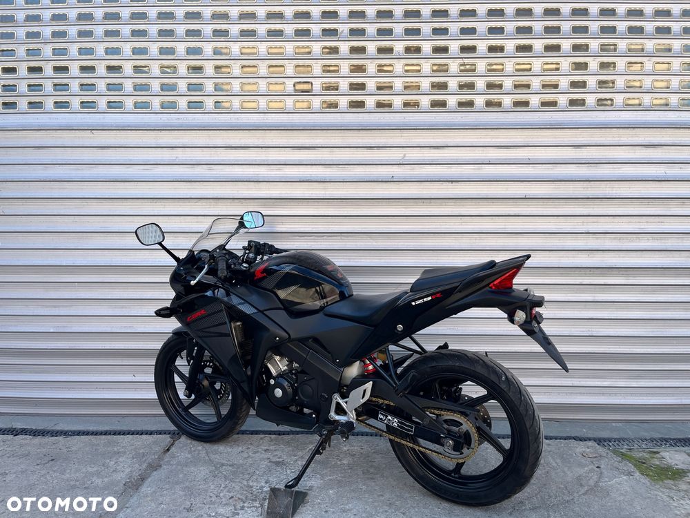 Honda CBR - 6
