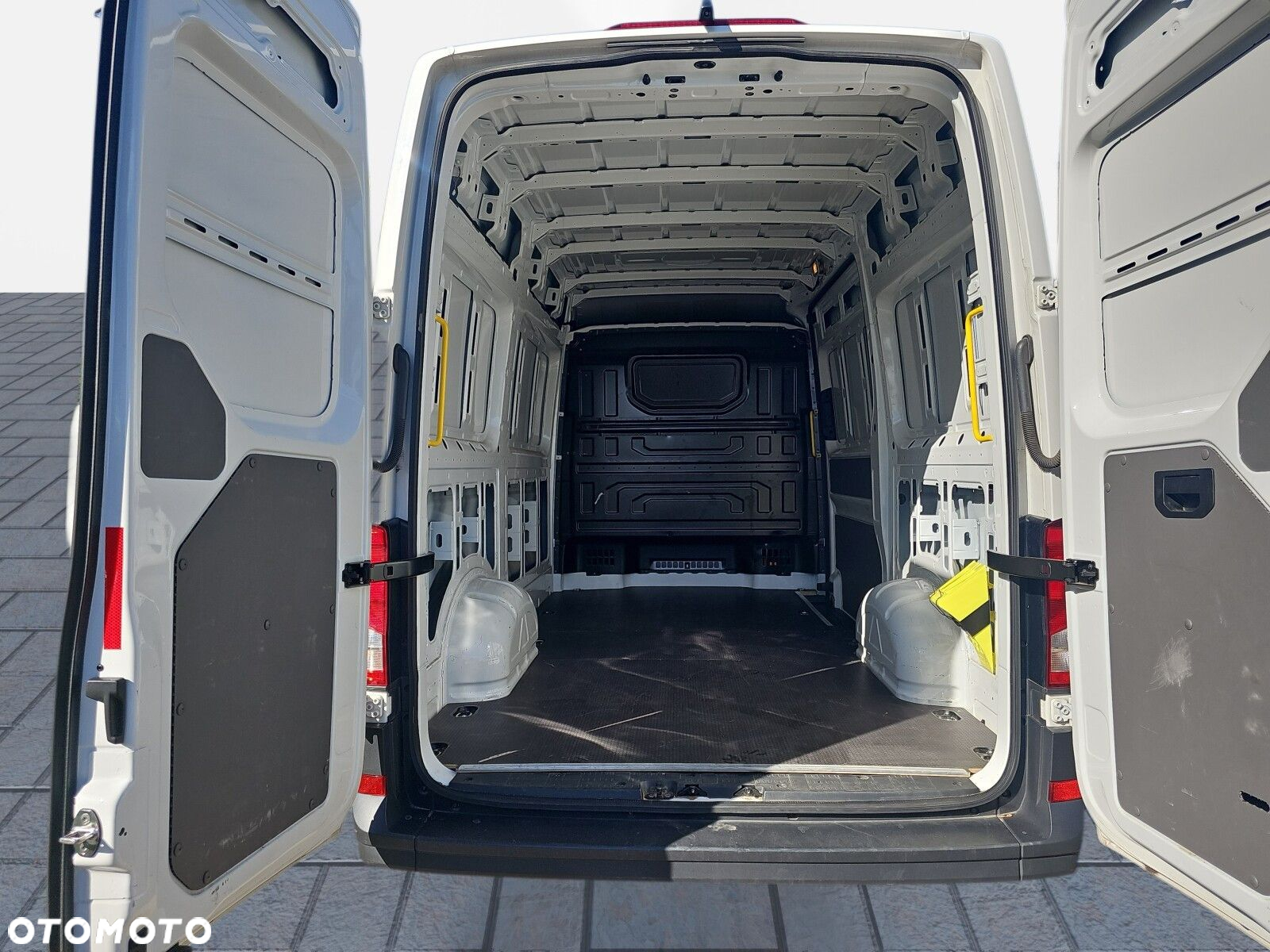 Volkswagen Crafter - 21