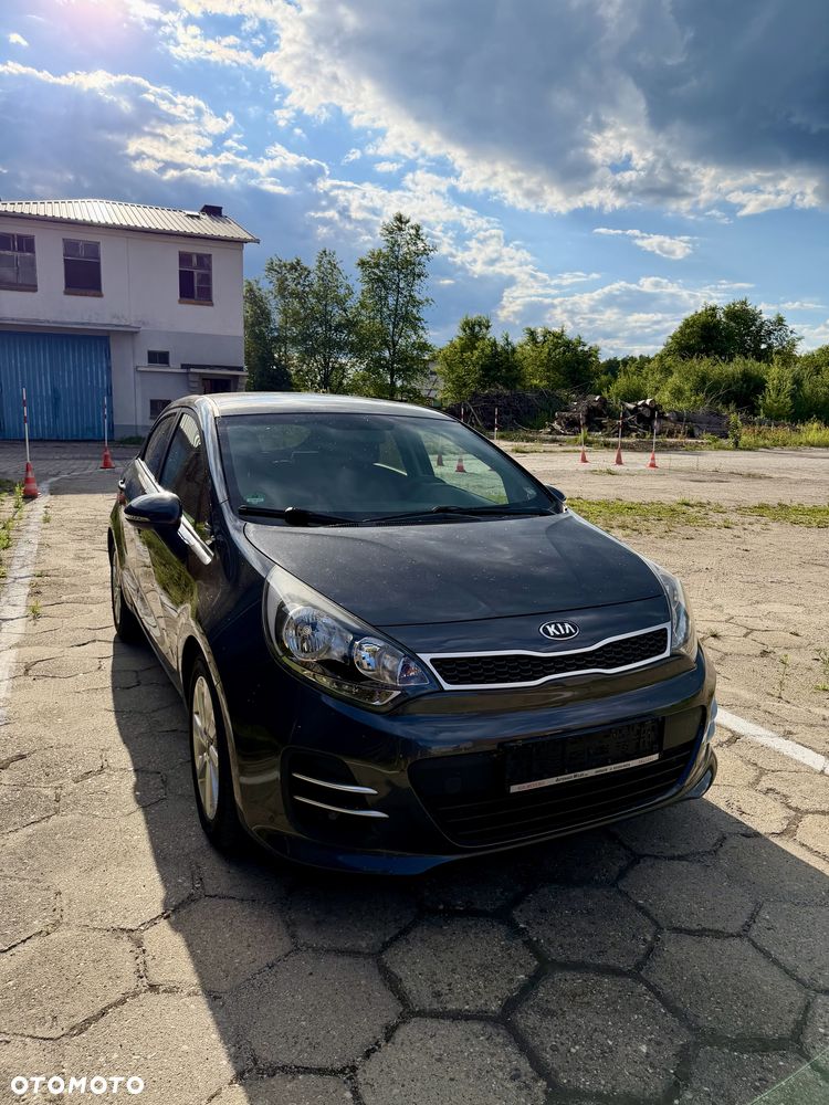 Kia Rio - 4