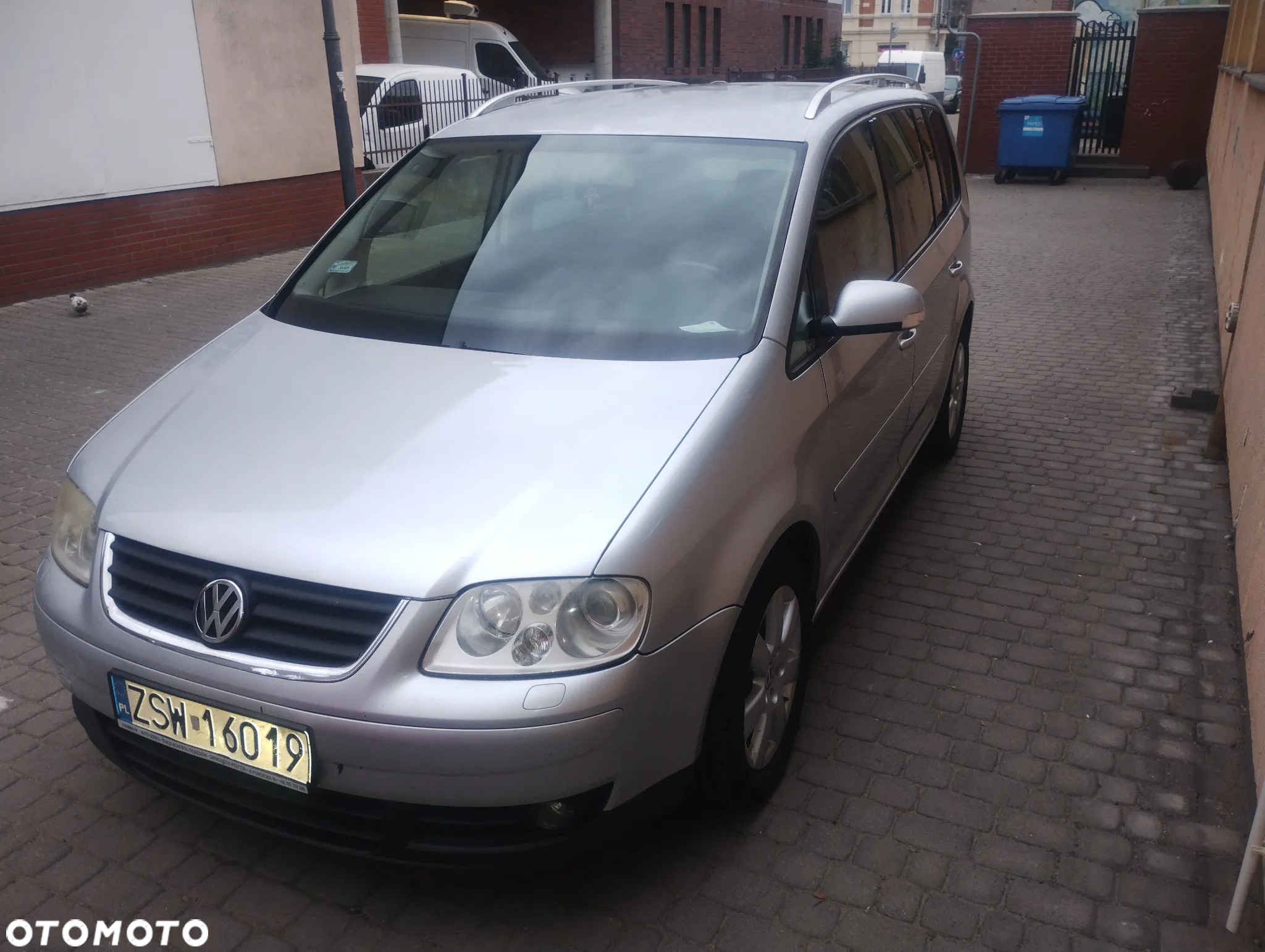 Volkswagen Touran 2.0 TDI Highline - 5
