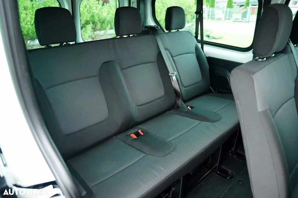 Renault TRAFIC III / AUTOBUZ / 9 LOCURI / 2022 / PRIMUL PROPRIETAR / REVIZAT - 34