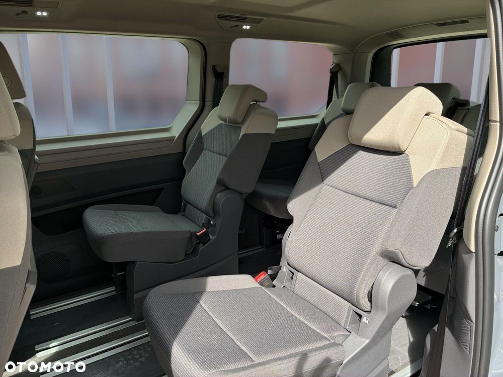 Volkswagen Multivan 2.0 TDI L2 Family DSG - 17