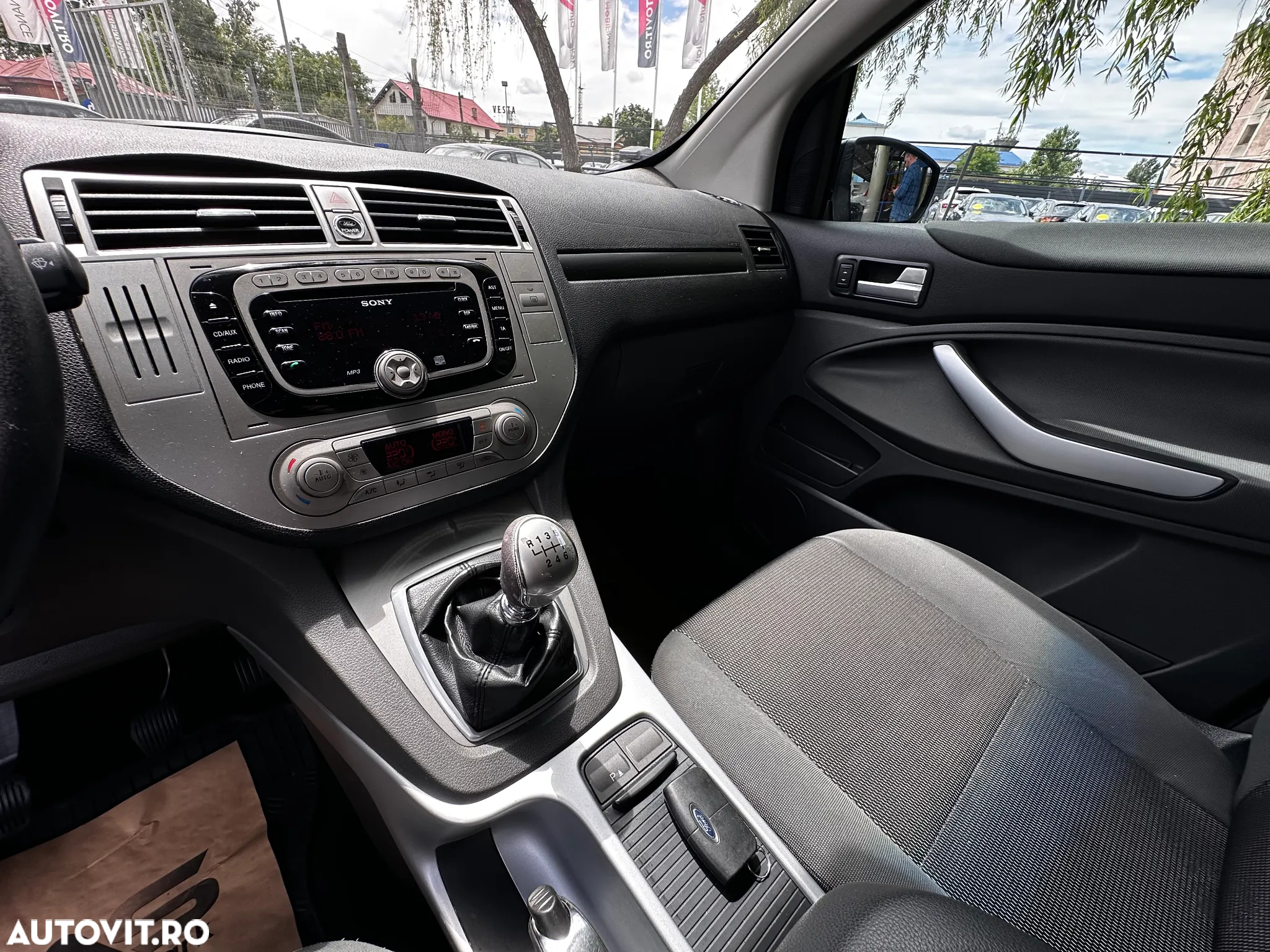 Ford Kuga 2.0 TDCi 2WD Trend - 25