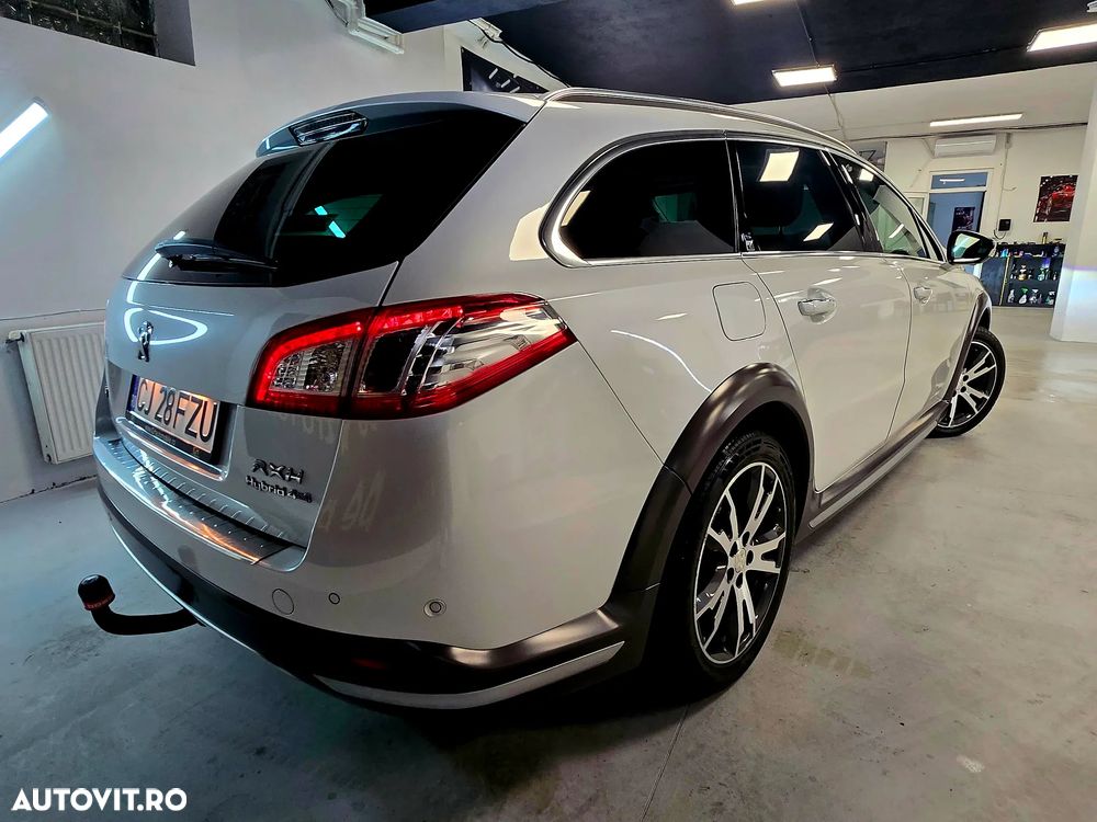 Peugeot 508 RXH Hybrid4 - 2