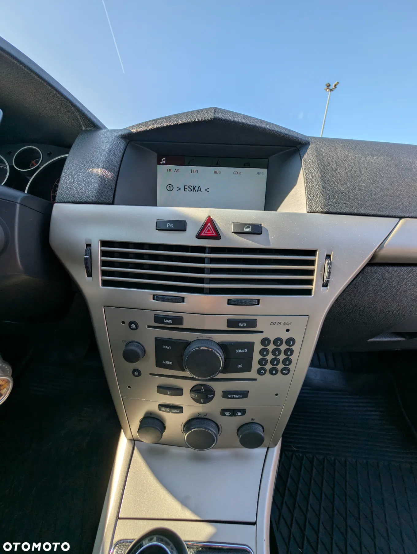Opel Astra III 1.9 CDTI Cosmo - 23