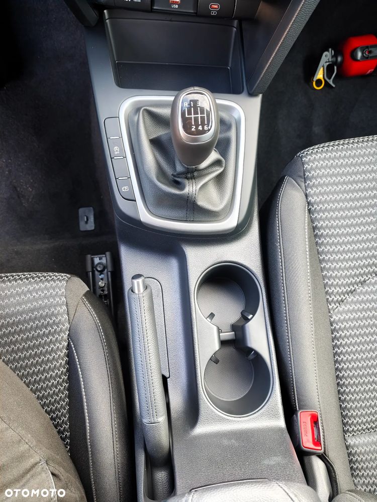 Kia XCeed 1.5 T-GDI M - 17