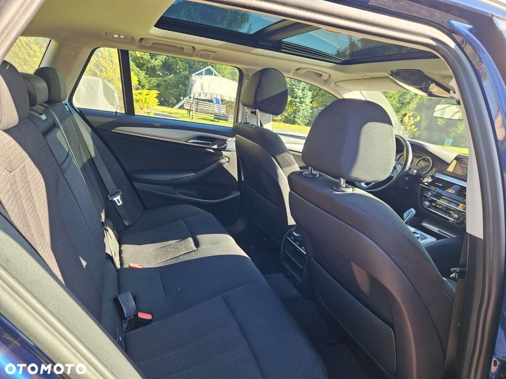 BMW Seria 5 - 16