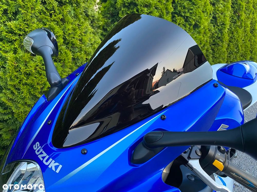 Suzuki GSX-R - 20