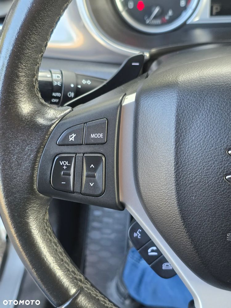 Suzuki Vitara 1.6 XLED SUN 4WD - 18