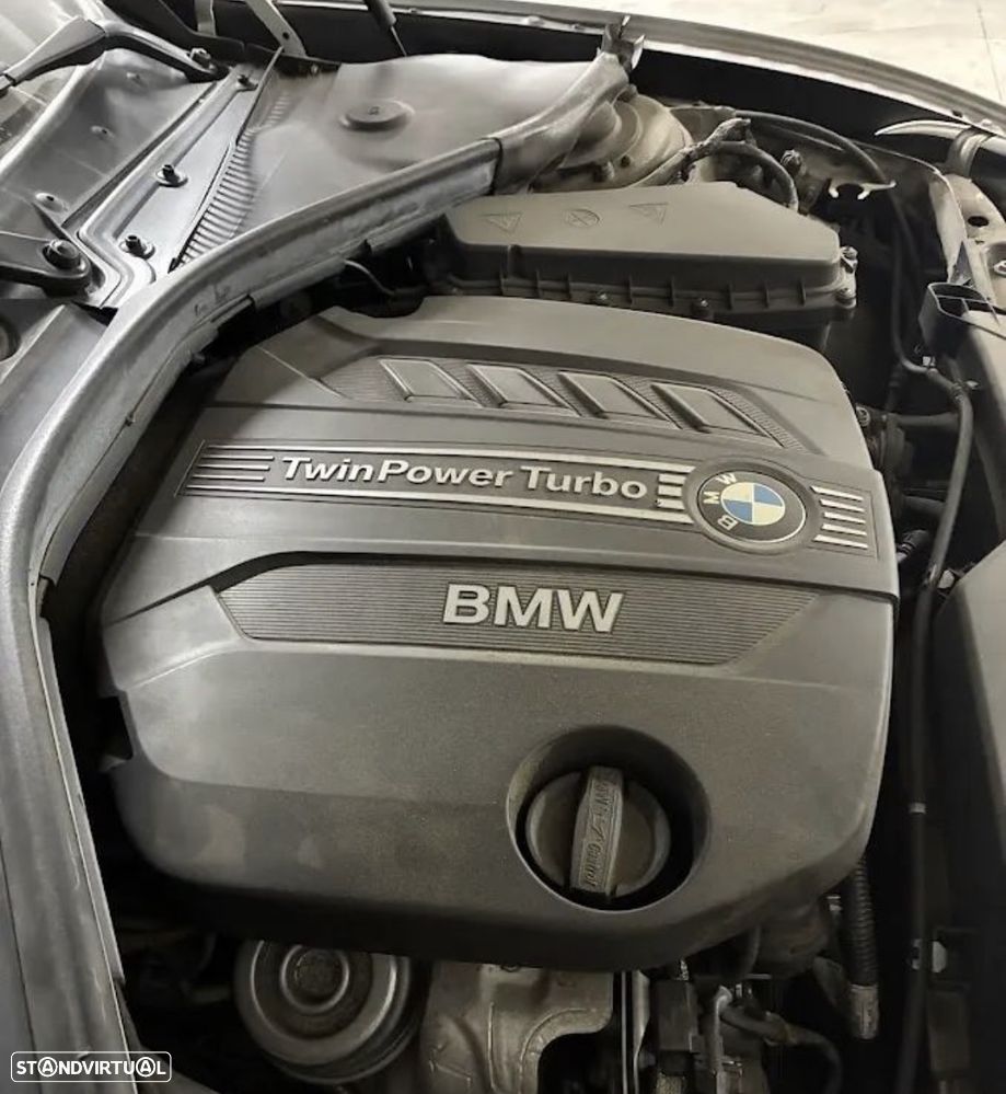 BMW 118 dA Line Urban - 25