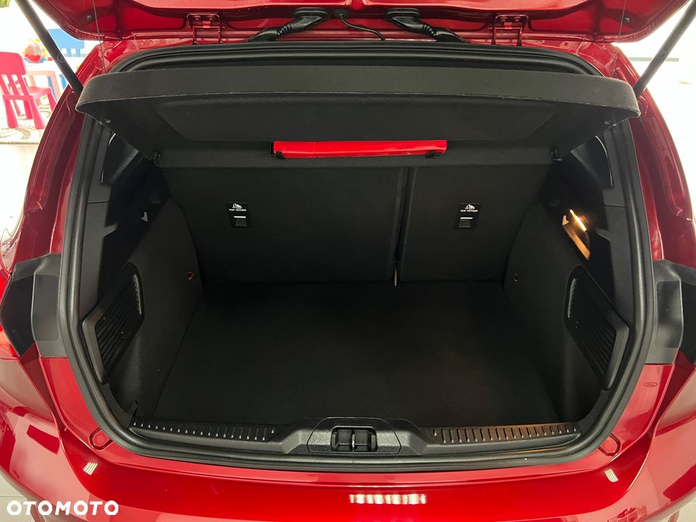 Ford Focus 1.0 EcoBoost ST-Line - 26
