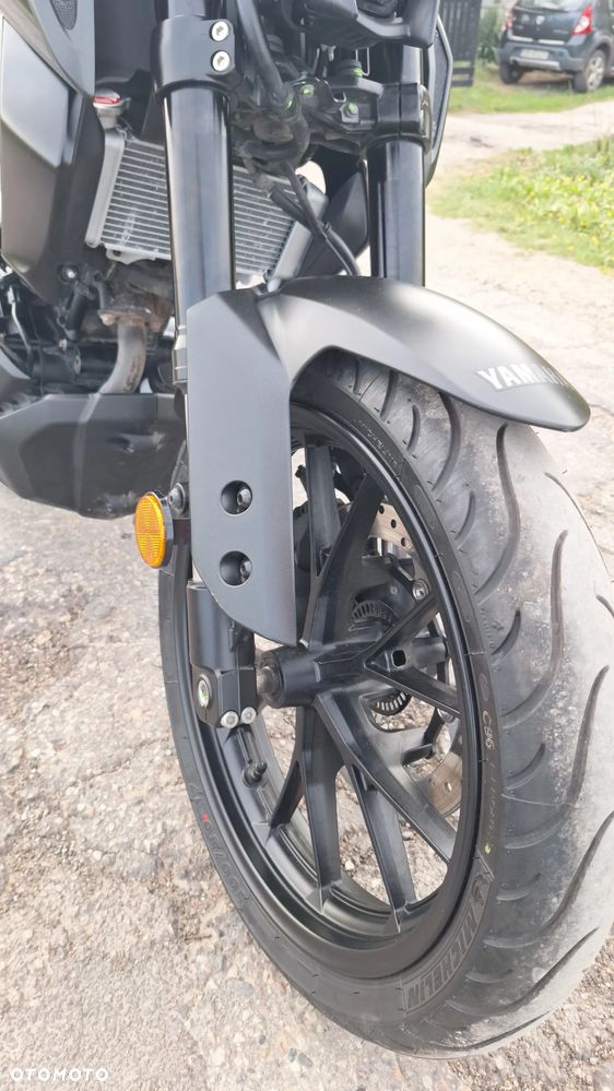 Yamaha MT - 13