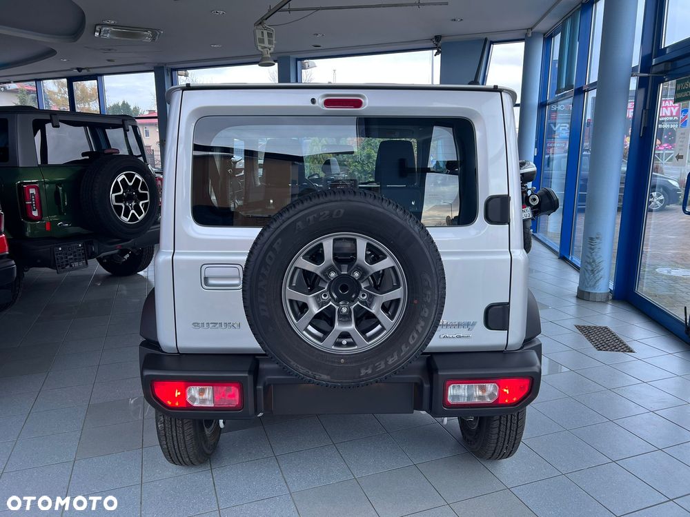 Suzuki Jimny - 28