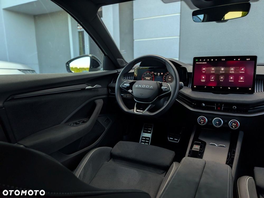 Skoda Superb 2.0 TSI Sportline DSG - 14