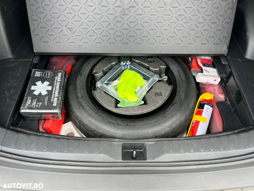 Toyota RAV4 - 30