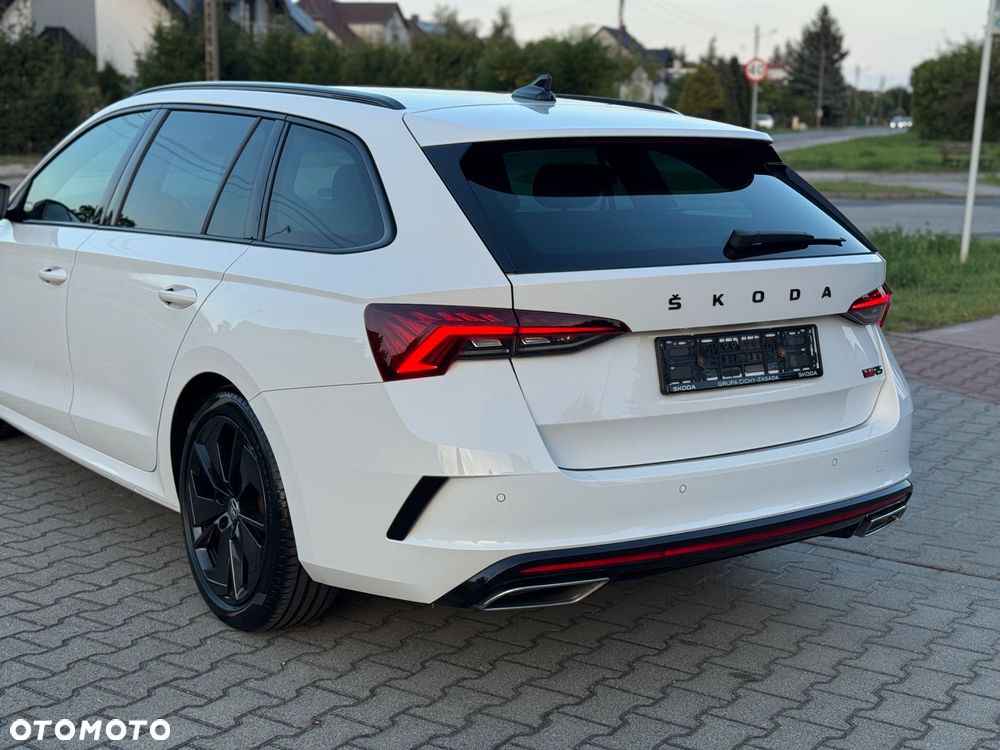 Skoda Octavia 2.0 TDI DSG RS - 14