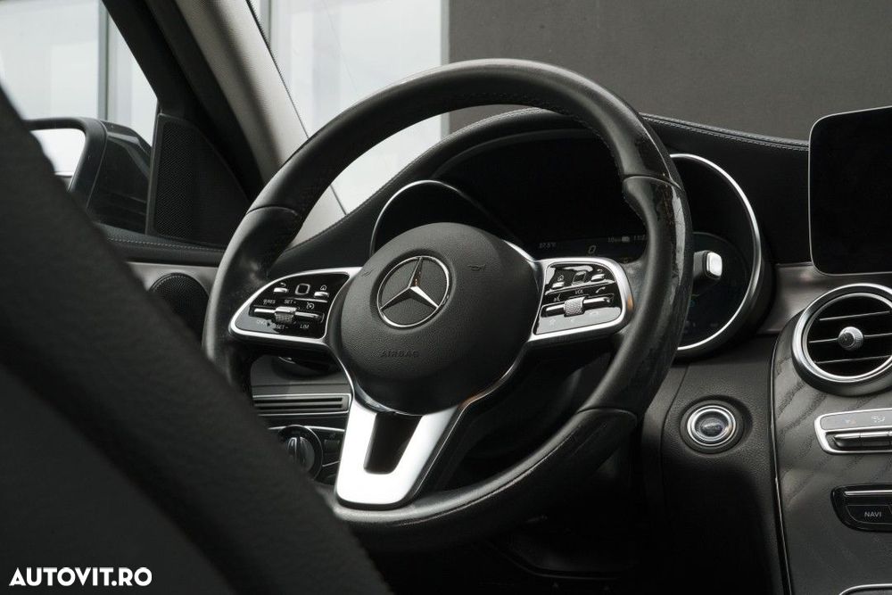 Mercedes-Benz C - 15