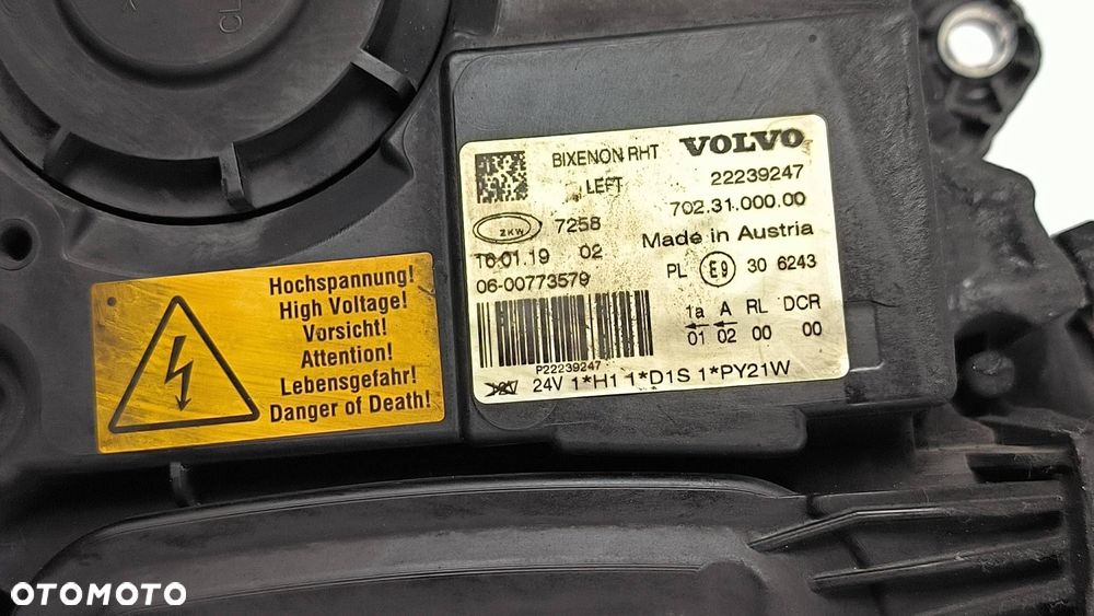 LAMPA LEWA PRZÓD VOLVO FH II FH5 500 22239247 - 8