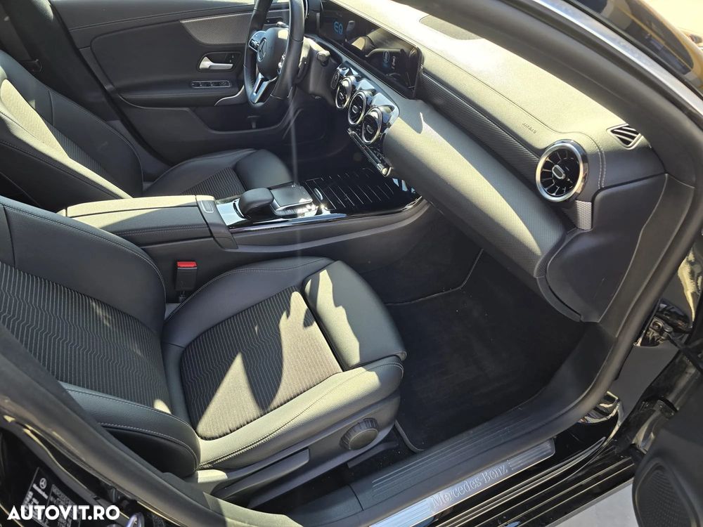 Mercedes-Benz CLA - 10