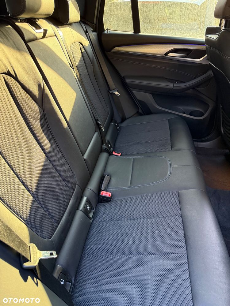 BMW X3 xDrive20d - 20