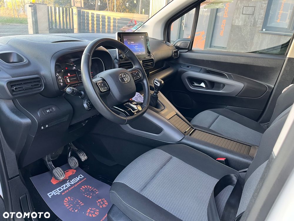 Toyota Proace City - 7