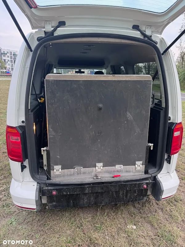 Volkswagen Caddy Maxi 2.0 TDI Highline DSG - 11