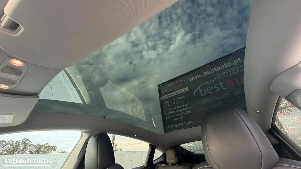 Tesla Model Y Tração Traseira - 41