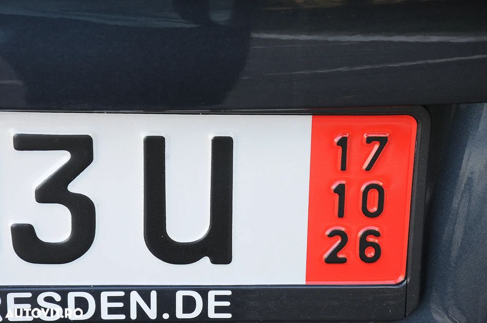 Volkswagen Golf 1.9 TDI Comfortline - 19