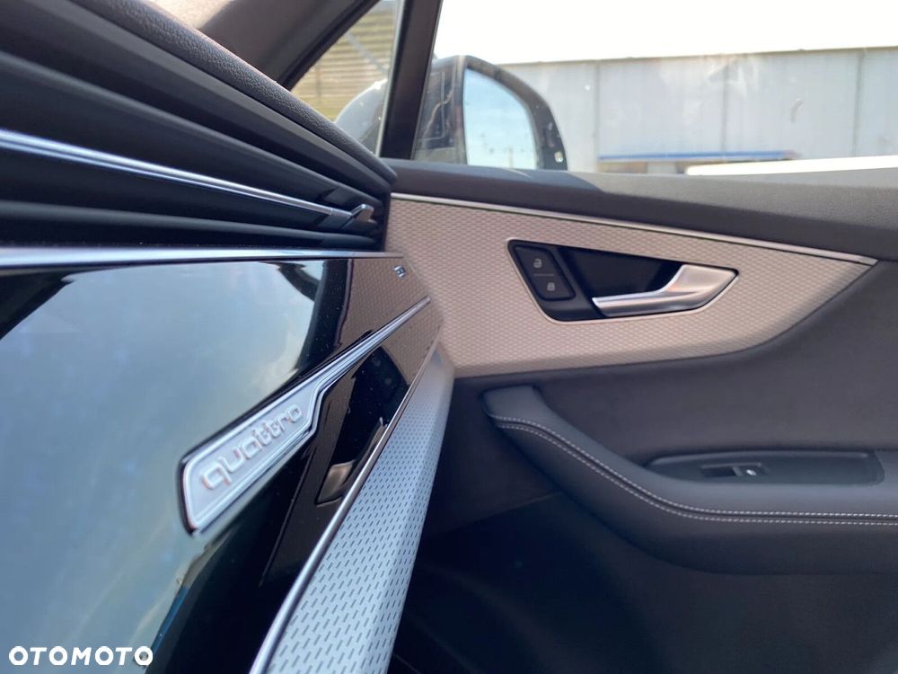 Audi Q7 - 20