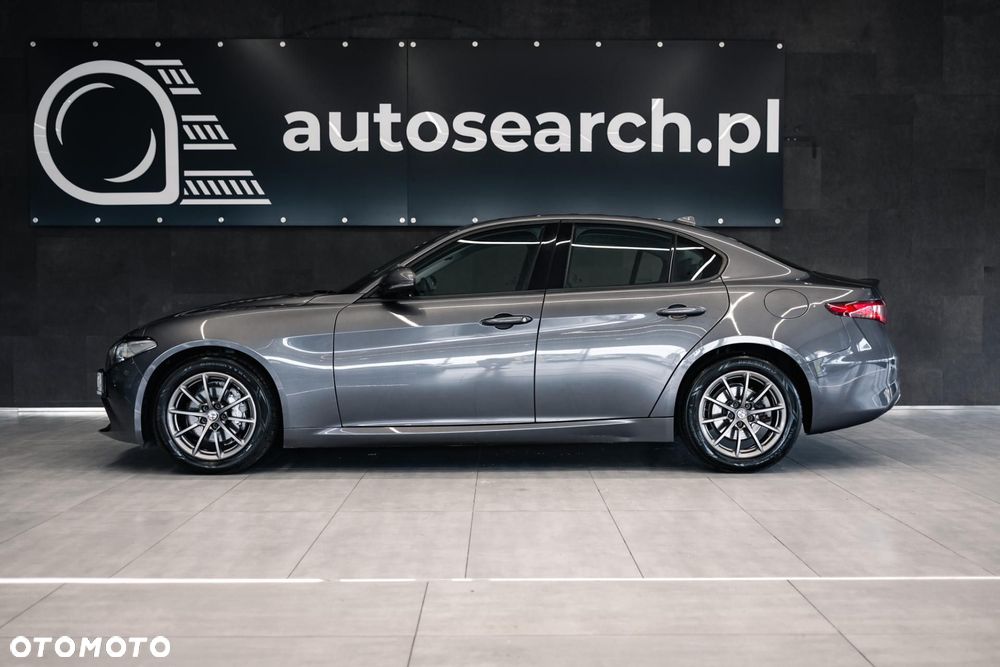 Alfa Romeo Giulia 2.0 Turbo - 8